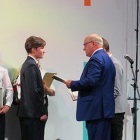 img-1