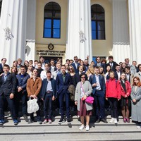 img-1