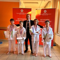img-1